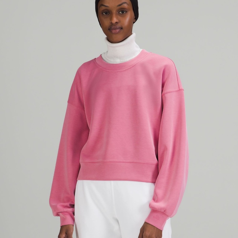 NWT lululemon perfectly oversized cropped crew softstreme SZ 12